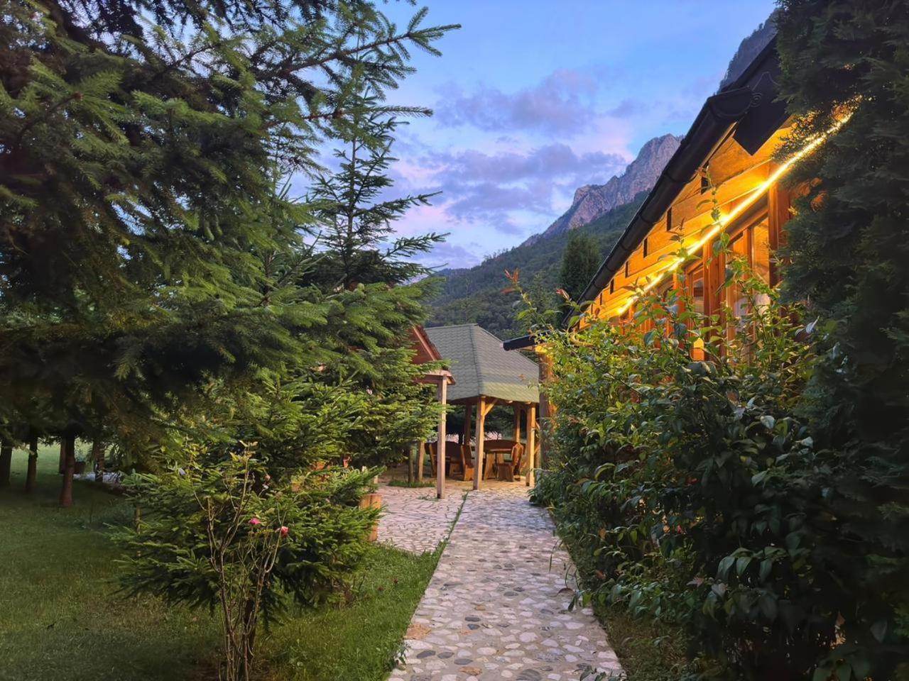 Valbona Relax Hotel Buitenkant foto